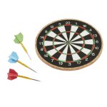 Dartscheibe und Pfeile