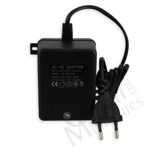 Trafo Netzteil 12 Volt 1650 mA bis 33 Lämpchen