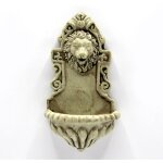 Wandbrunnen mit Löwenkopf